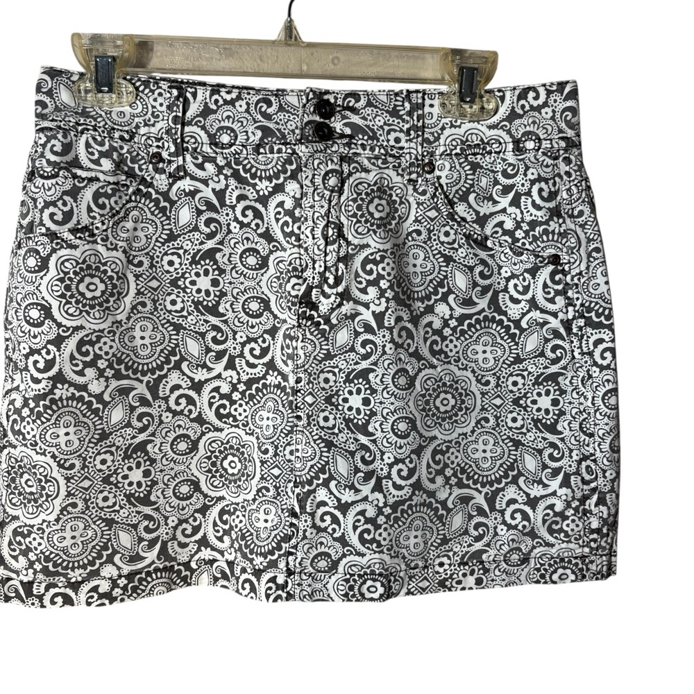 Bandolinoblu Size 8 Skort Brown and White Floral